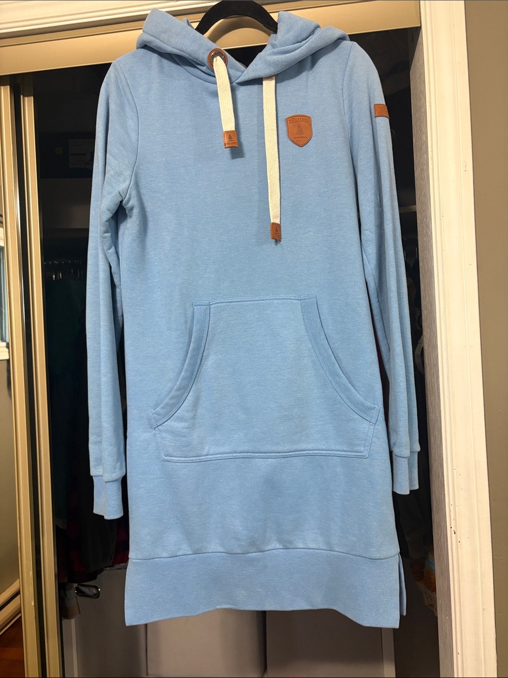 Wanakome Carmen Hoodie Dress Blue
